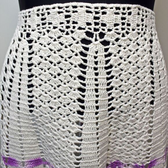 Vintage Handmade Crochet Half Apron White Purple Boho Farmhouse Kitchen Cottage - Picture 6 of 8